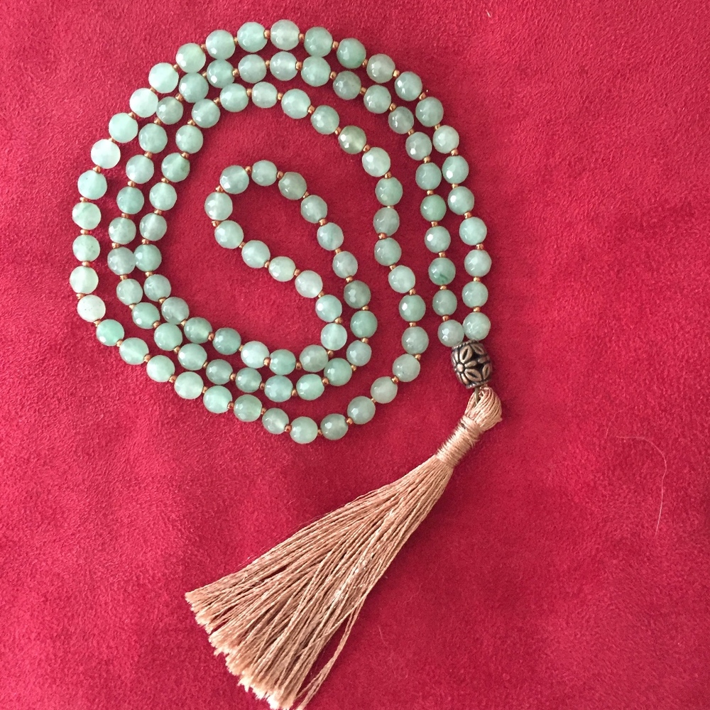 Meditation Beads (hand strung / 108 beads)